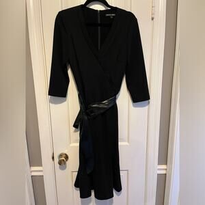 Donna Degnan Dress Black Midi V Neck Leather Belt Size 8